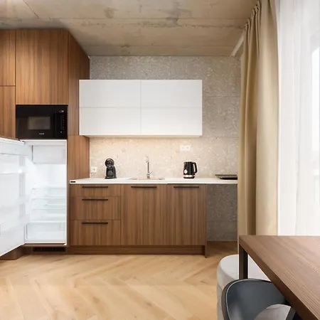 New With Balcony Nearby Center, Wifi 500mbs